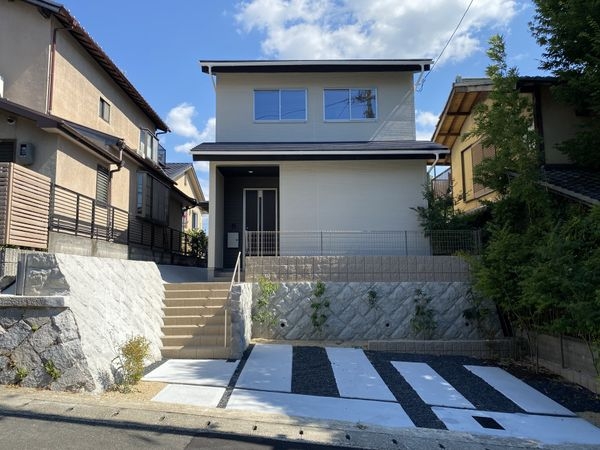京都市山科区御陵封ジ山町　新築一戸建て　1期　１号棟