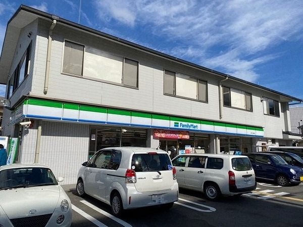 マンハイム山科　中古マンション(ファミリーマート山科三条通店)
