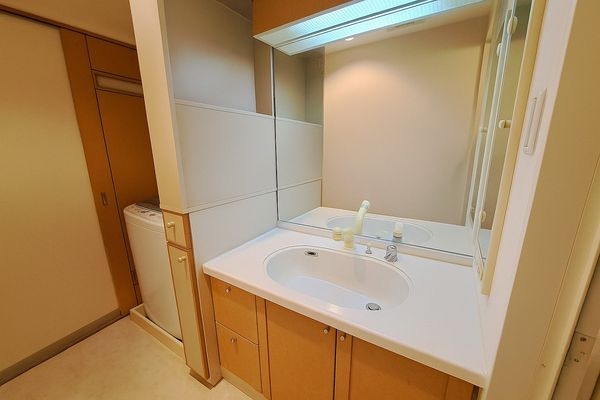 ティアラ・セントワンズ　中古マンション