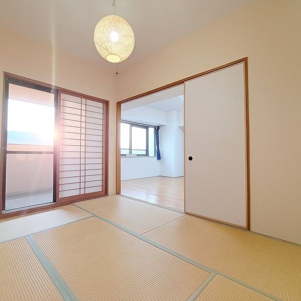 ティアラ・セントワンズ　中古マンション