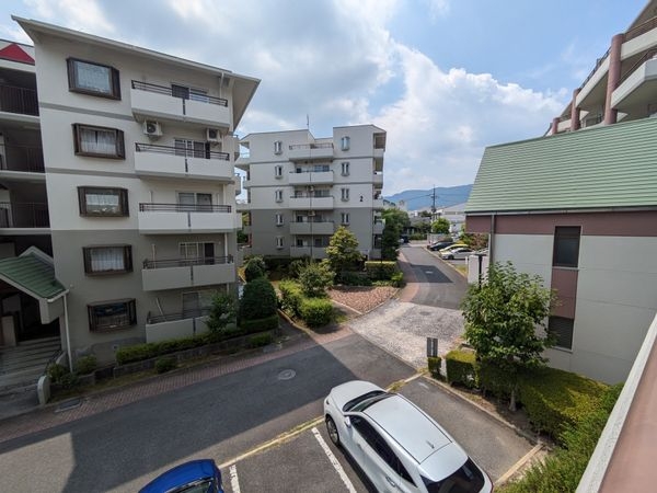 ヴェルディール仰木第３号棟　中古マンション
