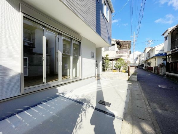 京都市伏見区向島庚申町　新築一戸建て　３期　１号棟