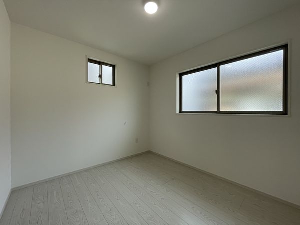 京都市山科区川田西浦町　新築一戸建て　３号地
