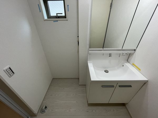 京都市山科区川田西浦町　新築一戸建て　３号地