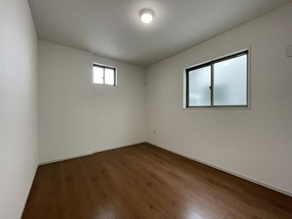京都市山科区川田西浦町　新築一戸建て　２号地