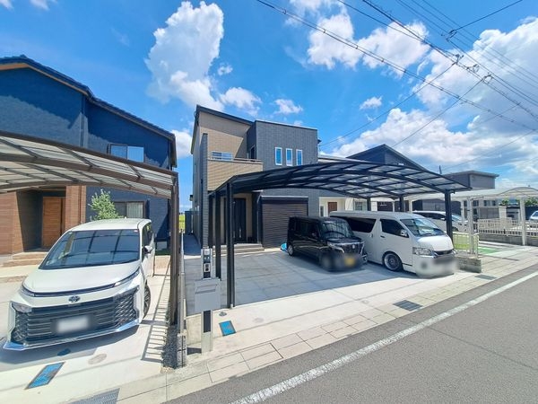 守山市小島町の中古一戸建て