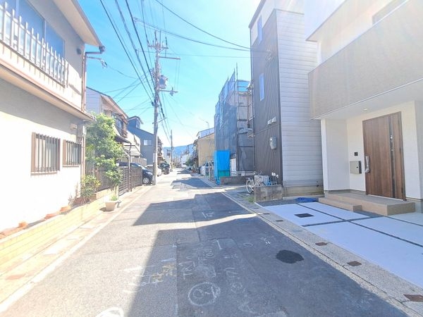 京都市山科区西野大鳥井町　新築一戸建て　２期　全１区画