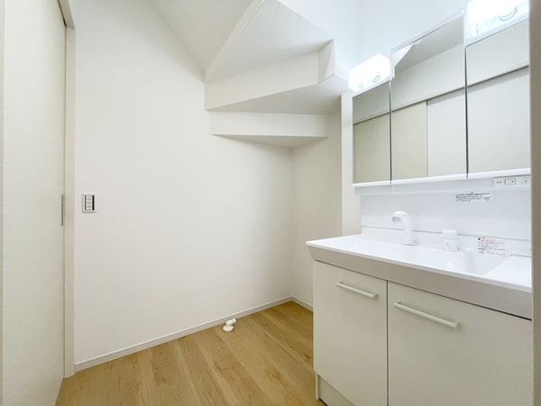 京都市伏見区醍醐柿原町　新築一戸建て
