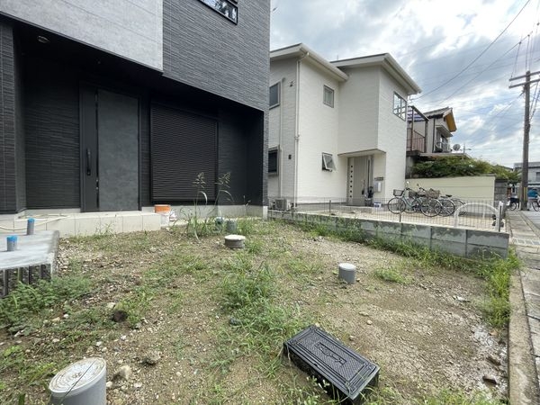 京都市伏見区向島上林町 新築一戸建て(駐車場)
