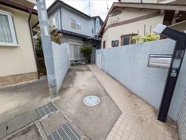 大津市本堅田３丁目の中古一戸建て