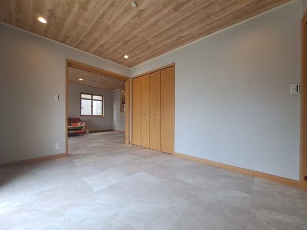 守山市小島町の中古一戸建て