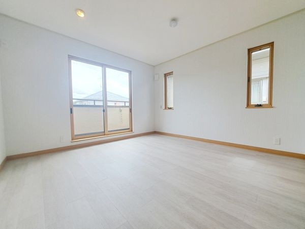 守山市小島町の中古一戸建て