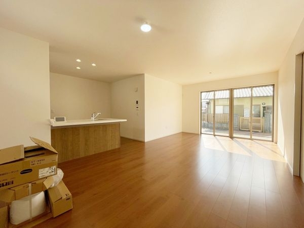 京都市南区久世大築町　新築一戸建て　２期　全４区画　４号地