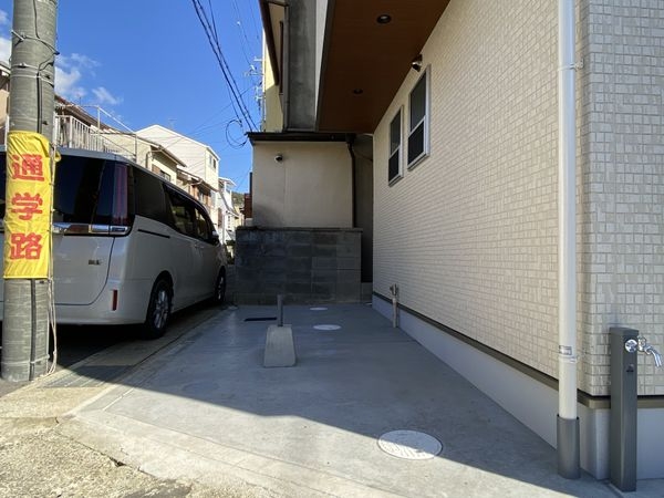 京都市山科区御陵久保町　新築一戸建て