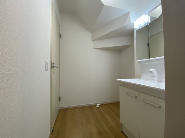 京都市伏見区桃山与五郎町　新築一戸建て　４期　１号棟