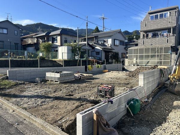 大津市滋賀里１丁目　新築一戸建て　２期　１号棟