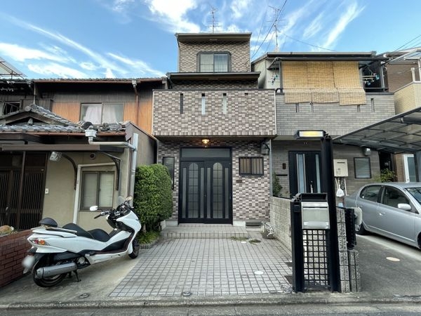 京都市伏見区深草稲荷鳥居前町　中古一戸建て