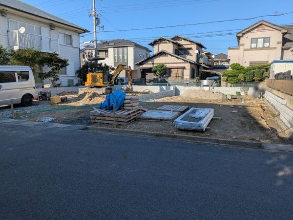 草津市平井６丁目　新築一戸建て　２期　１号棟