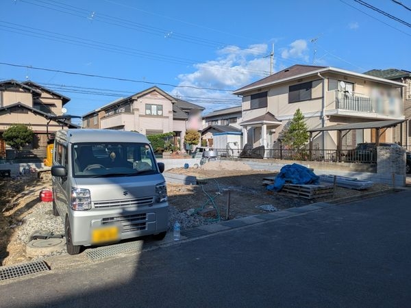 草津市平井６丁目　新築一戸建て　２期　１号棟