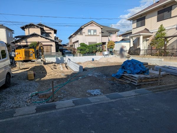 草津市平井６丁目　新築一戸建て　２期　１号棟