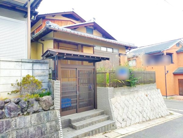 大津市平津２丁目の中古一戸建て