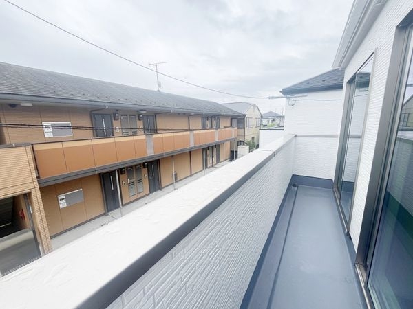 草津市上笠３丁目　新築一戸建て　１期　全３区画　２号棟