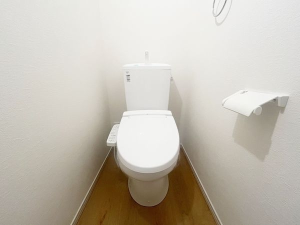 草津市上笠３丁目　新築一戸建て　１期　全３区画　２号棟