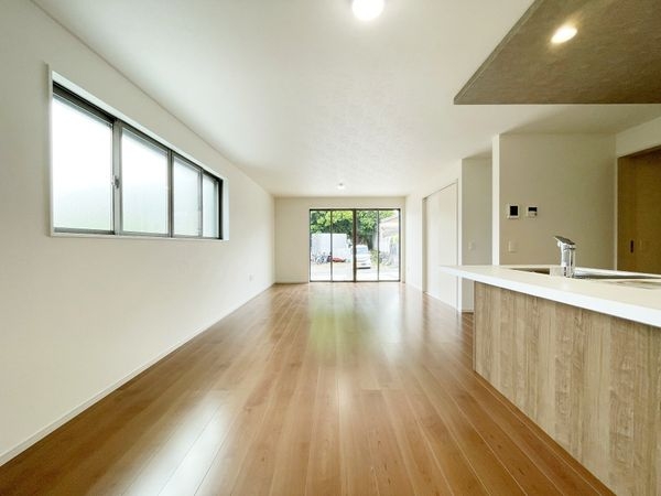京都市山科区川田西浦町　新築一戸建て　１期　２号棟