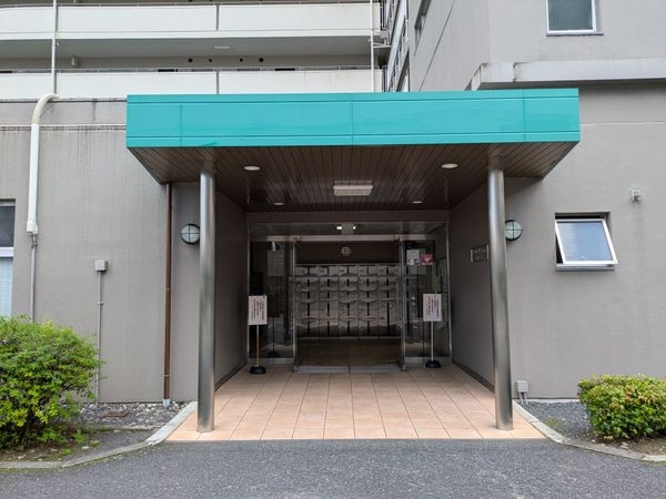 シャルマンコーポ草津 中古マンション(エントランス)