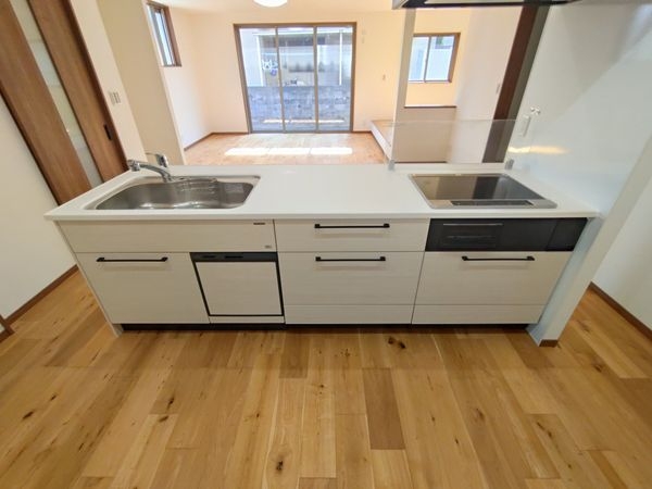 大津市湖青２丁目　中古一戸建て