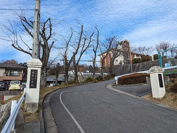 大津市雄琴６丁目の中古一戸建て(大津市立雄琴小学校)