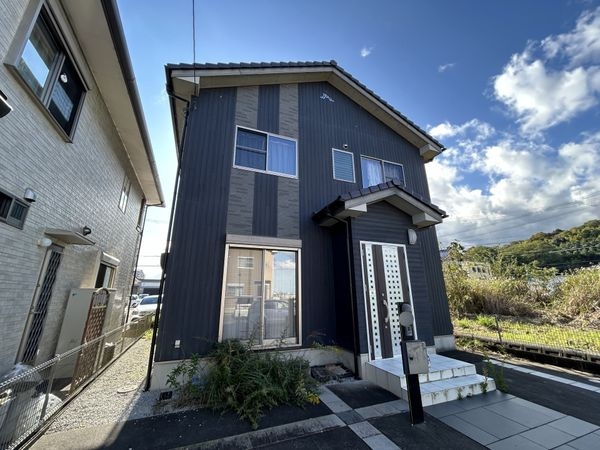 大津市雄琴６丁目　中古一戸建て