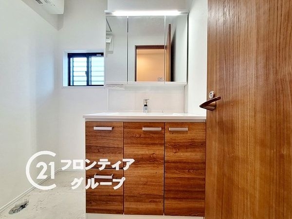 大津市中庄２丁目の中古一戸建て
