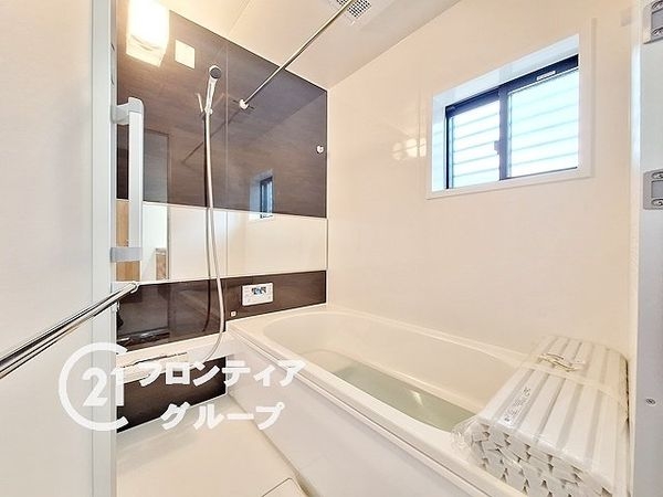 大津市中庄２丁目　新築一戸建て