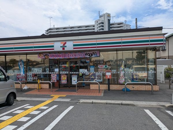 セザール琵琶湖大橋　中古マンション(セブンイレブン琵琶湖大橋東口店)