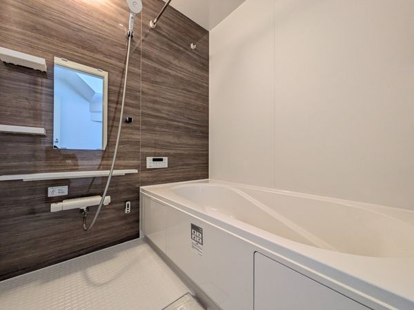 草津市草津町　新築一戸建て　２期　２号地