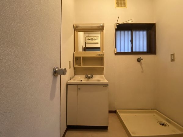 京都市伏見区深草大亀谷安信町の中古一戸建て
