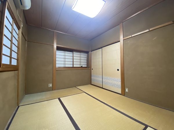 京都市伏見区深草大亀谷安信町の中古一戸建て
