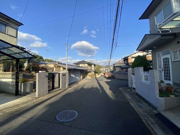 京都市伏見区深草大亀谷安信町の中古一戸建て