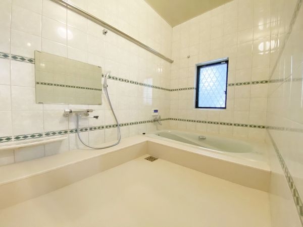 京都市伏見区石田大山町　中古一戸建て