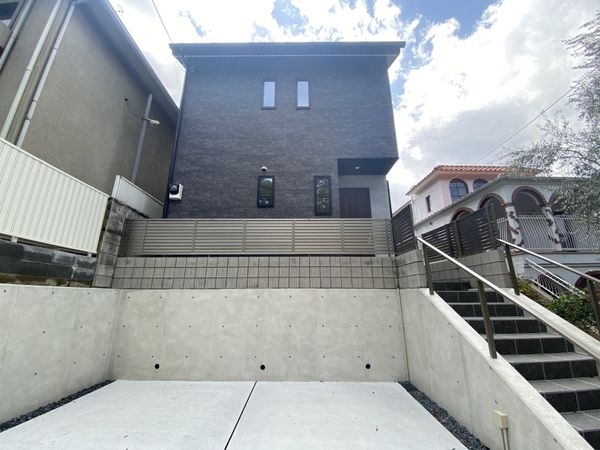 京都市伏見区深草大亀谷八島町 新築一戸建て