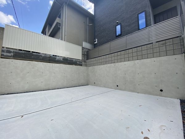 京都市伏見区深草大亀谷八島町　新築一戸建て