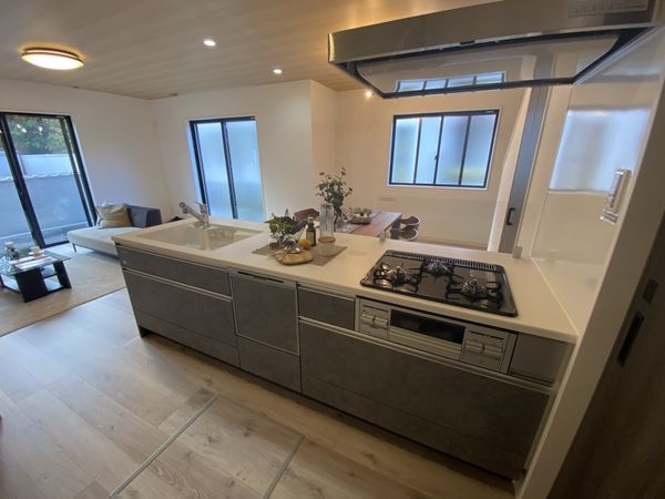 京都市伏見区深草大亀谷八島町　新築一戸建て