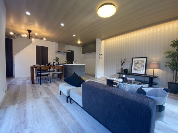 京都市伏見区深草大亀谷八島町　新築一戸建て