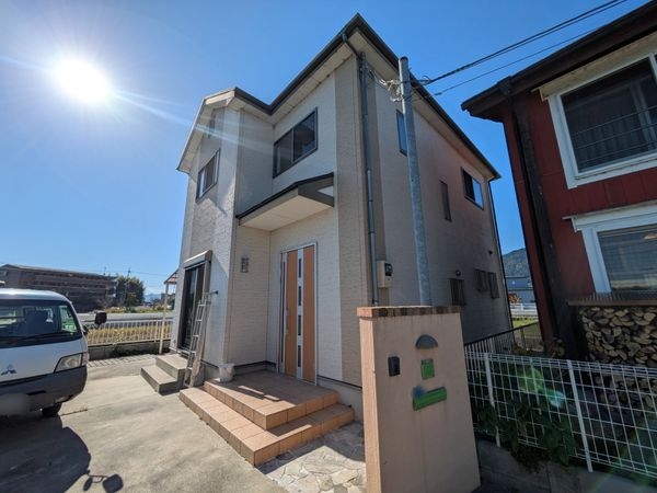 大津市比叡辻２丁目の中古一戸建て