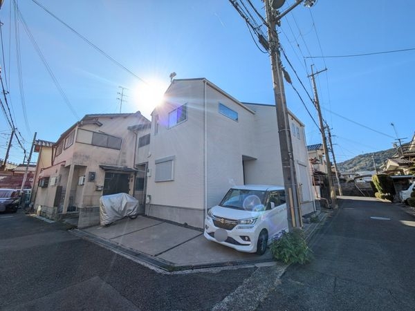 大津市二本松の中古一戸建て