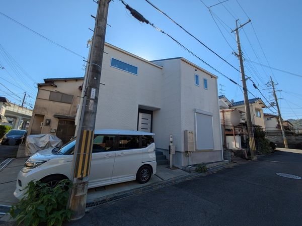 大津市二本松の中古一戸建て
