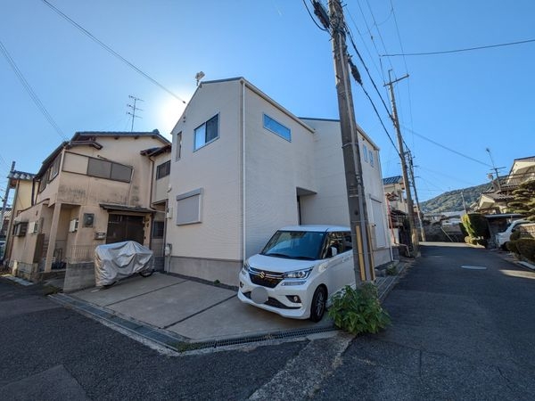 大津市二本松の中古一戸建て