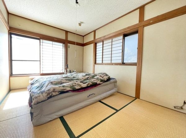 京都市山科区大宅中小路町の中古一戸建て