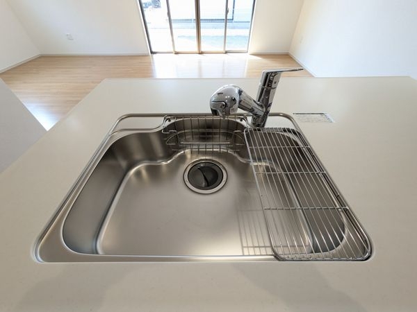 草津市草津４丁目　新築一戸建て　１期　全１区画